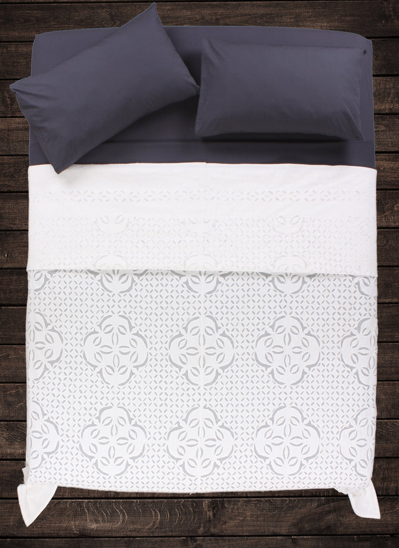 Jeca Applique Bedspread